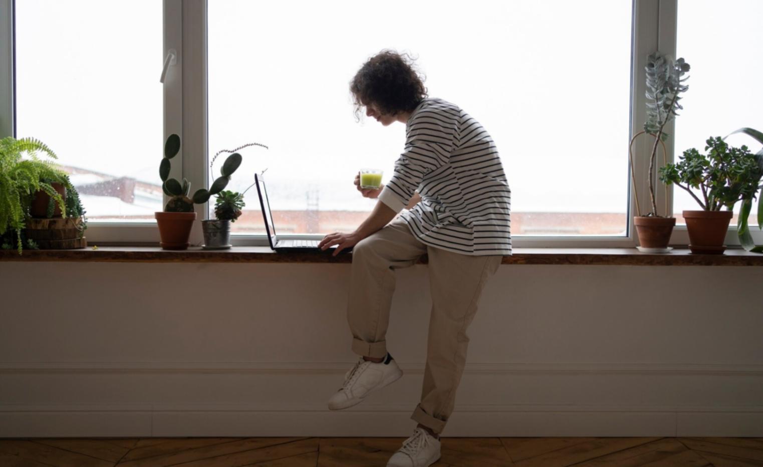 Group learning session with instructor explaining budget concepts